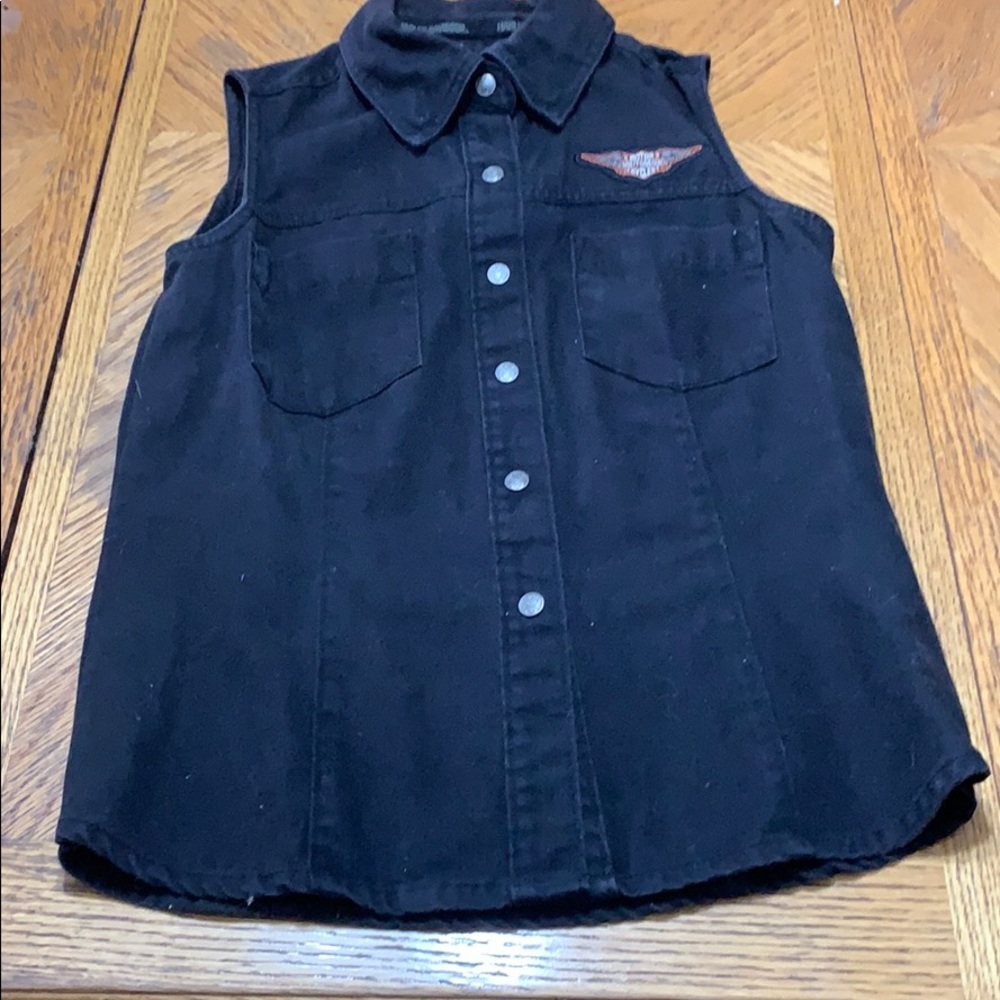 Harley Davison women’s small black button up